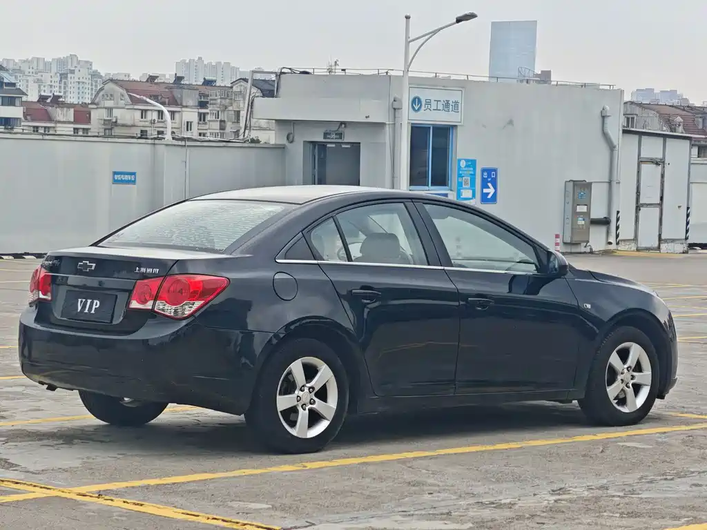 Chevrolet Cruze — миниатюра 4