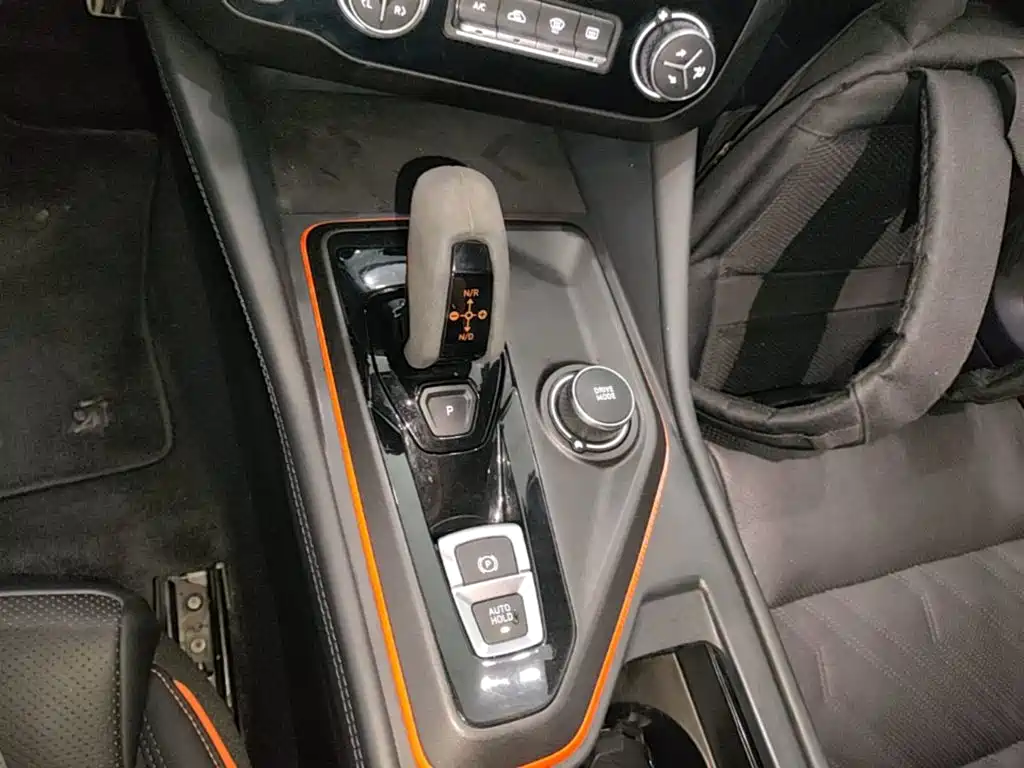 Lynk & Co 02 Hatchback — миниатюра 14