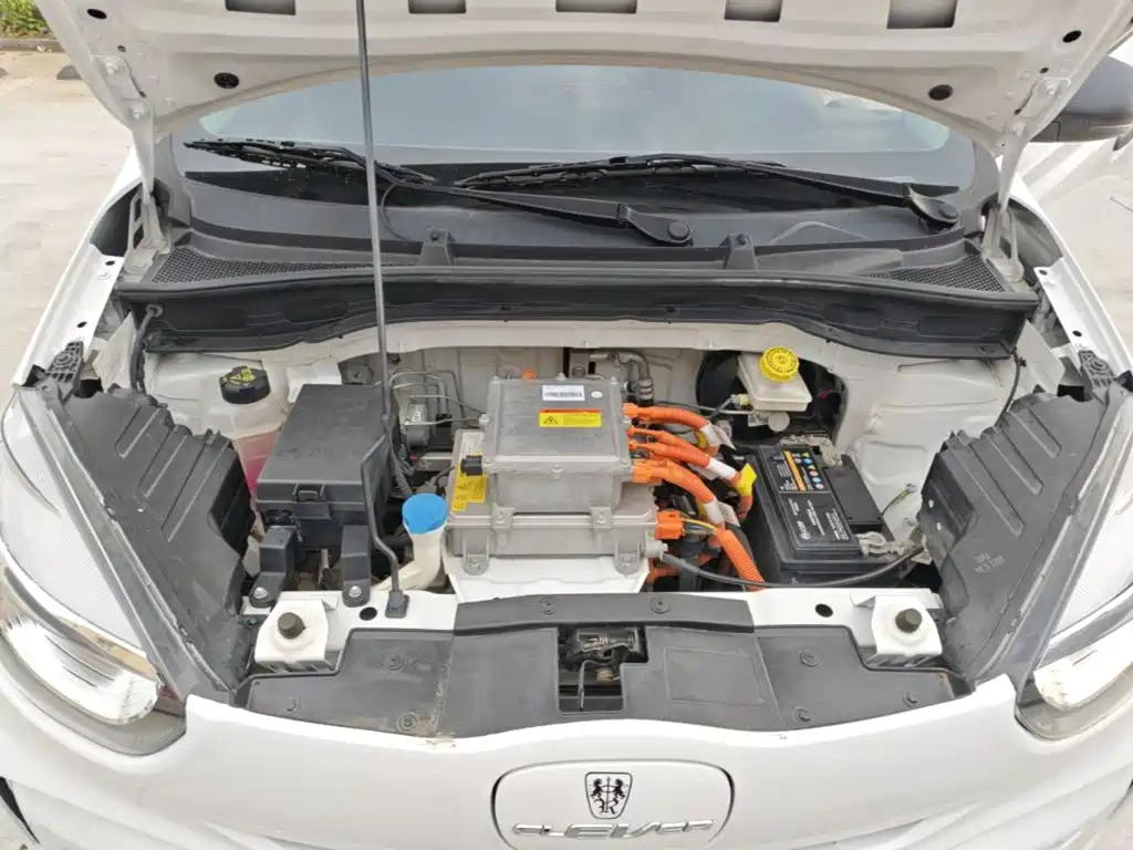 Roewe Clever — миниатюра 20