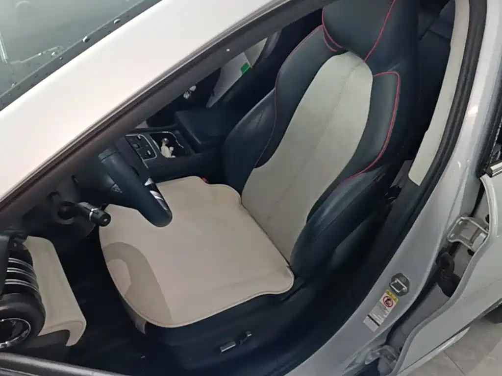 BYD Yuan Plus — миниатюра 15