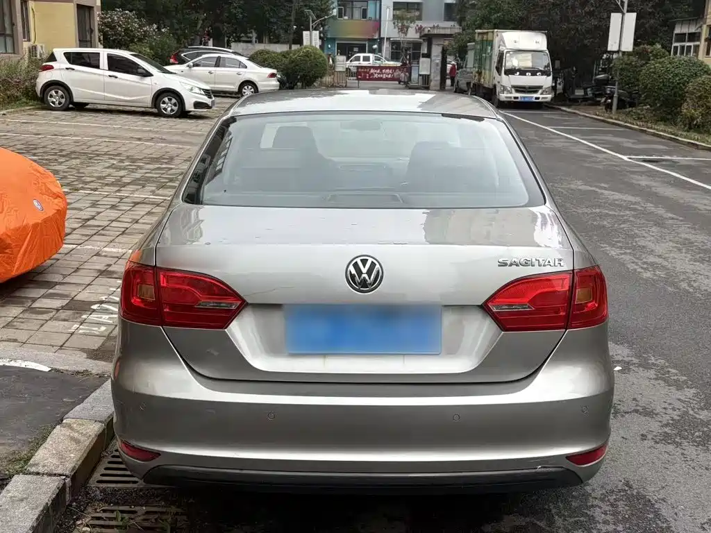 Volkswagen Sagitar — миниатюра 25