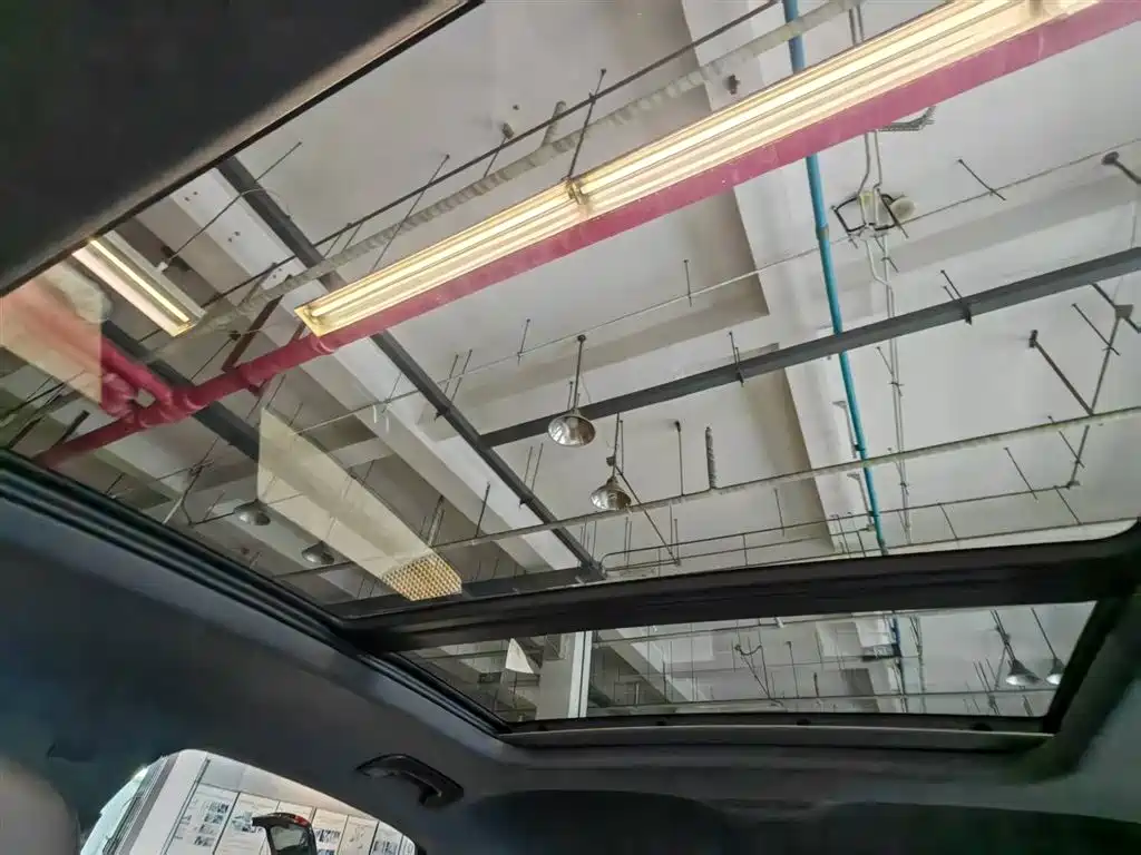 Audi Q5L Sportback — миниатюра 4