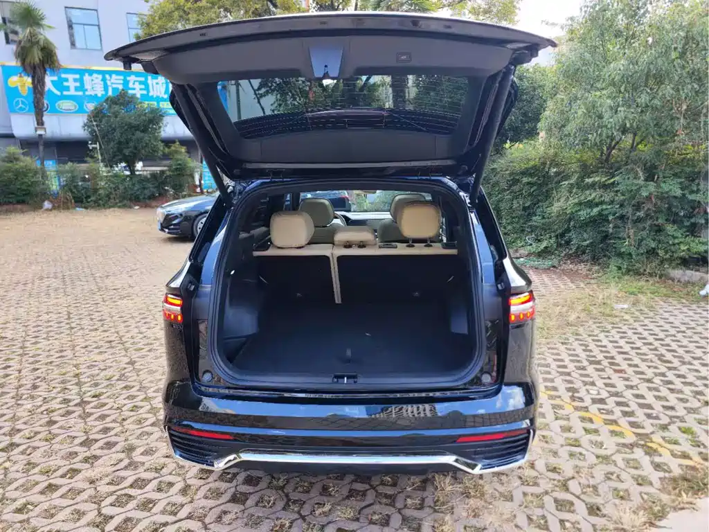 Geely Xingyue L — миниатюра 13