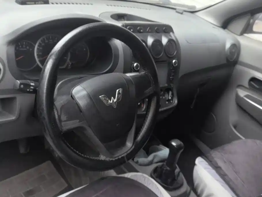 Wuling Hongguang — миниатюра 12