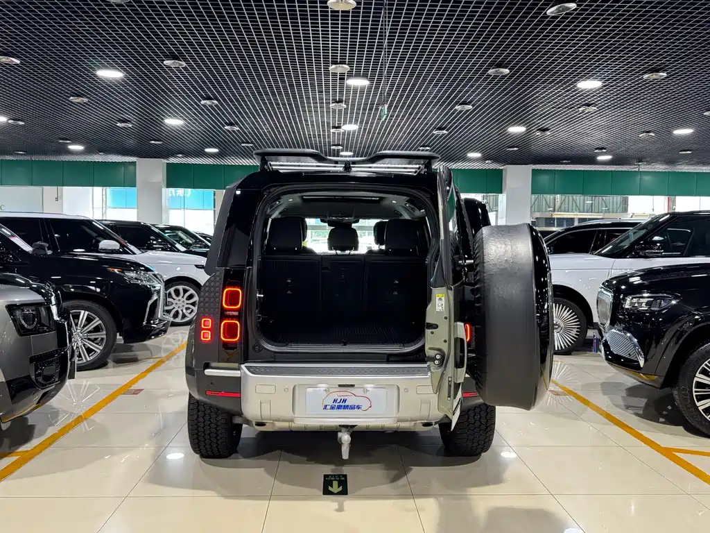 Land Rover Defender — миниатюра 14
