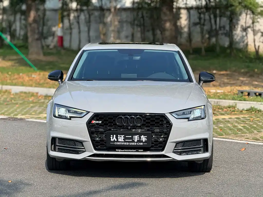 Audi A4L 2018 30 45 TFSI quattro Sport