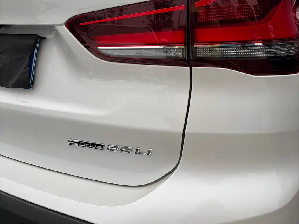 BMW X1 — миниатюра 7