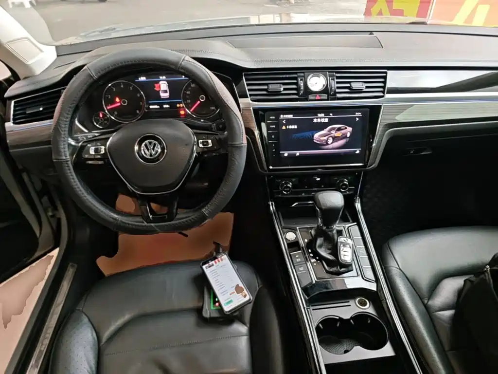 Volkswagen Phideon — миниатюра 10