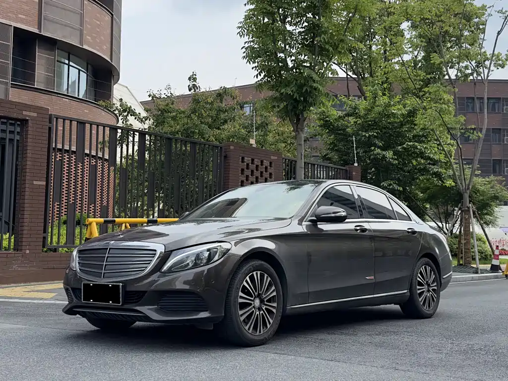 Mercedes-Benz C-Class 2016