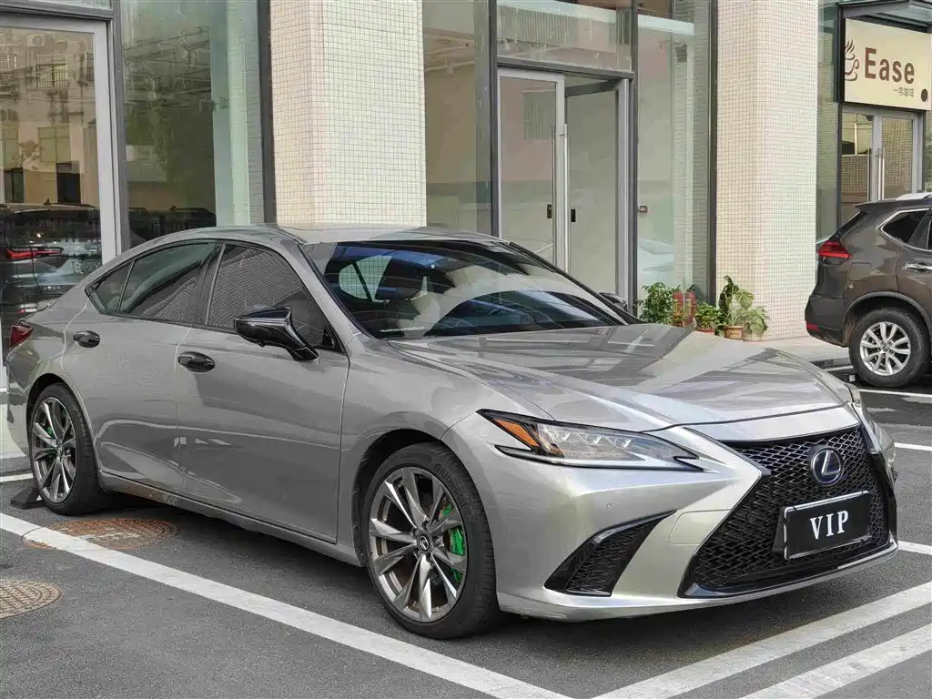 Lexus ES — миниатюра 3
