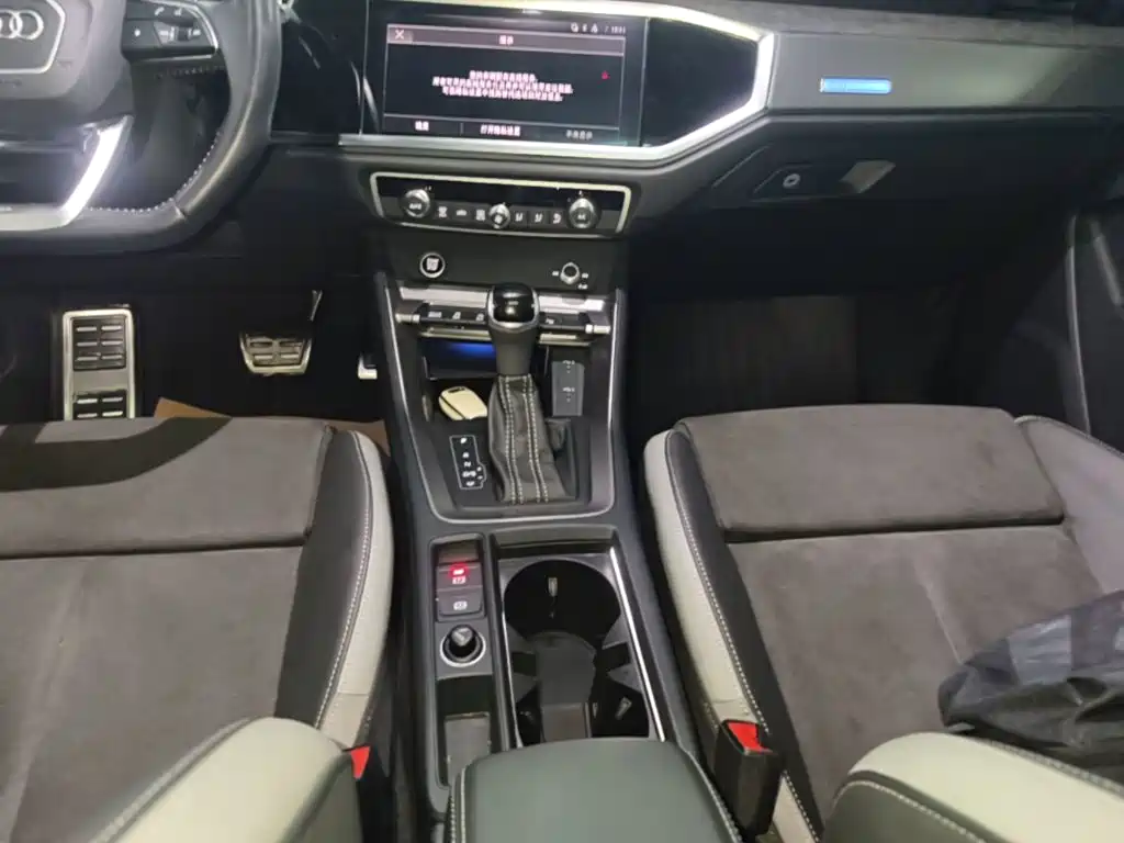 Audi Q3 — миниатюра 14
