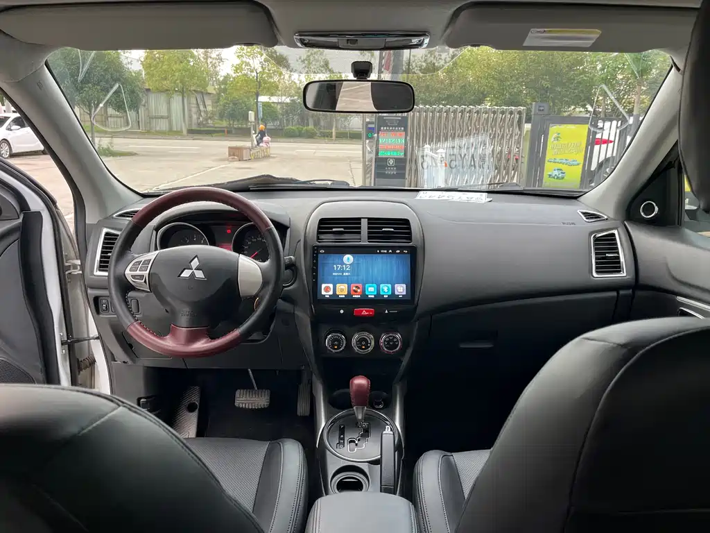 Mitsubishi ASX — миниатюра 9