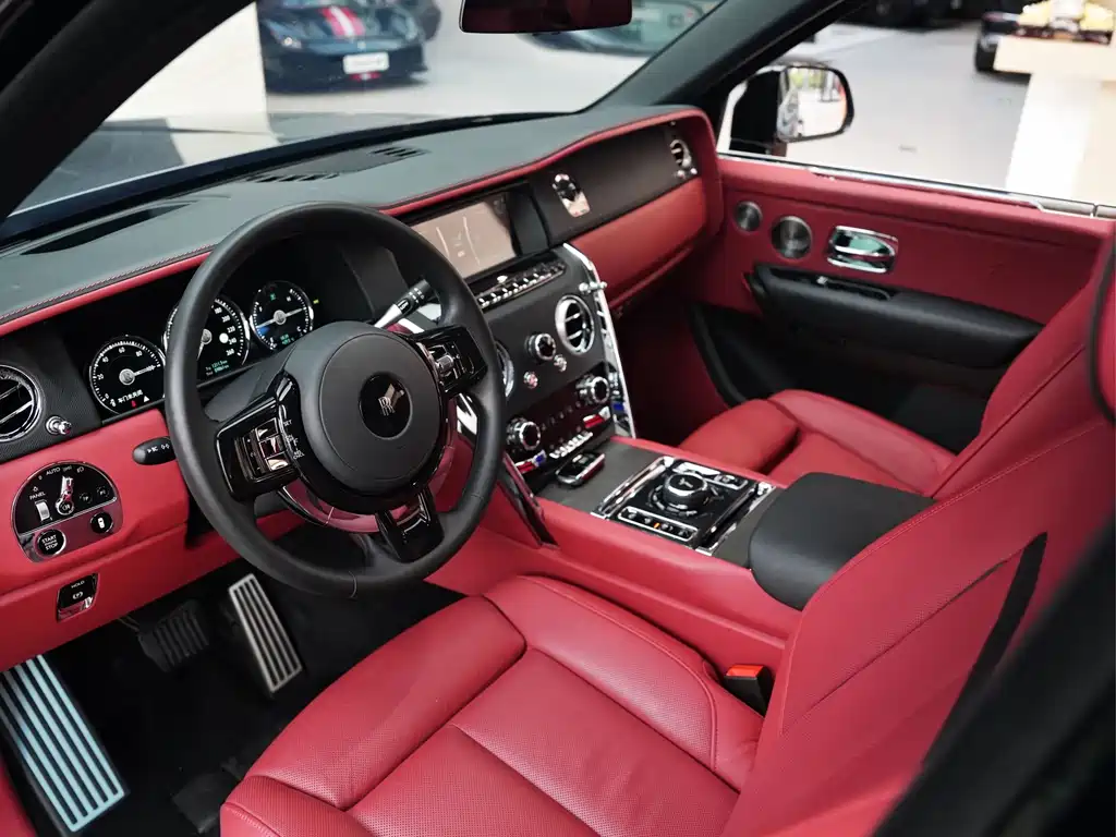 Rolls-Royce Cullinan — миниатюра 27