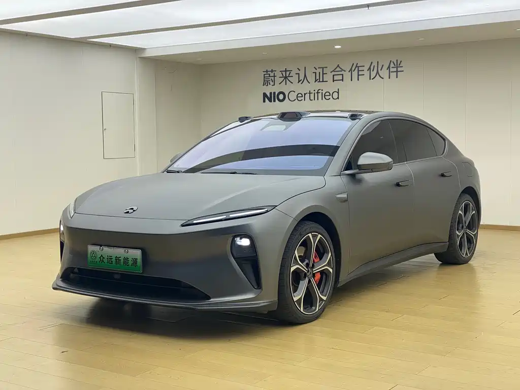 NIO ET5