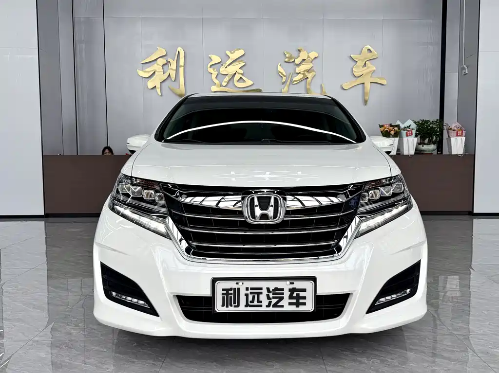 Honda Elysion — миниатюра 2