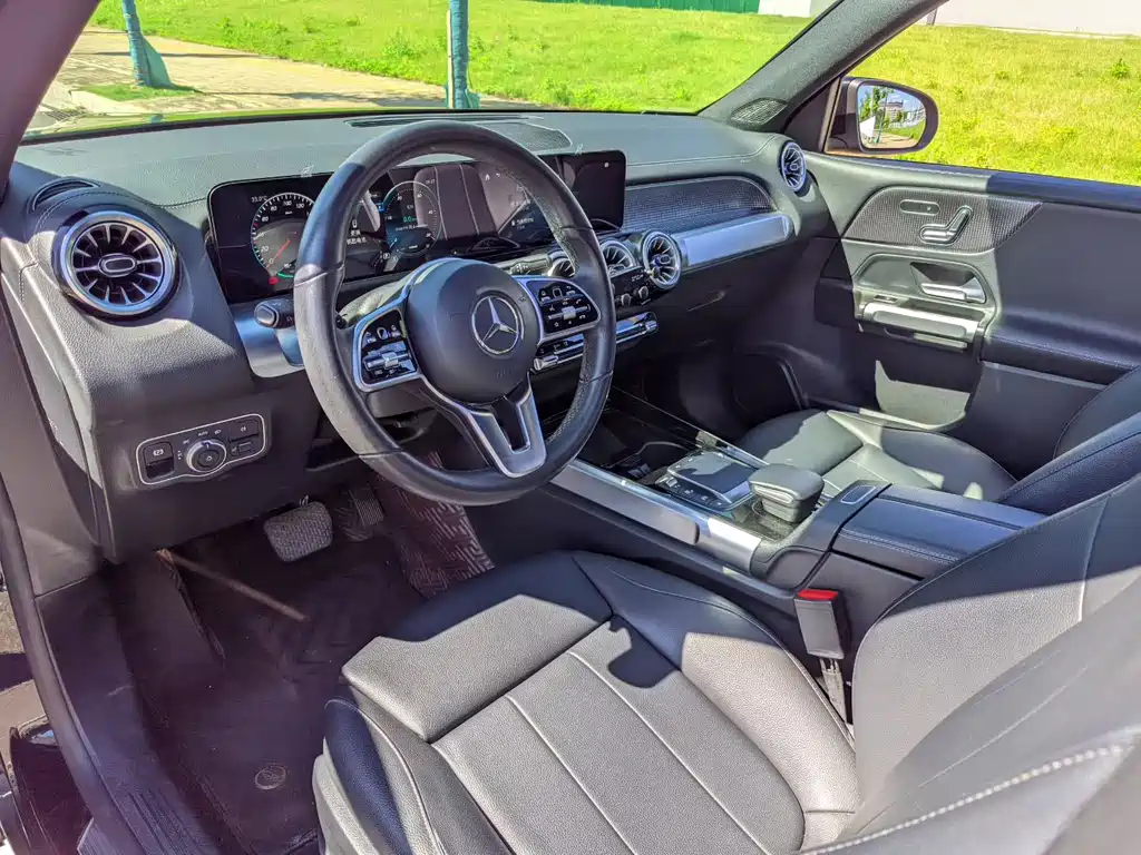 Mercedes-Benz EQB — миниатюра 9