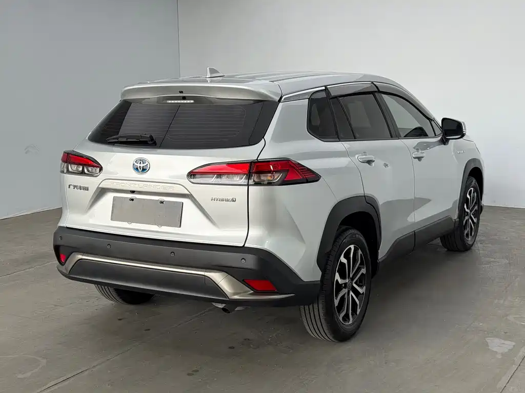 Toyota Frontlander — миниатюра 4