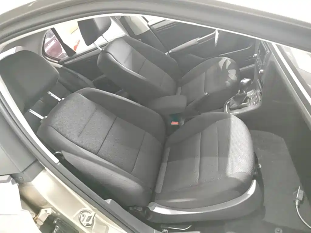 Volkswagen Bora — миниатюра 25