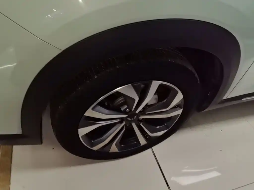 Wuling Xingchen — миниатюра 23
