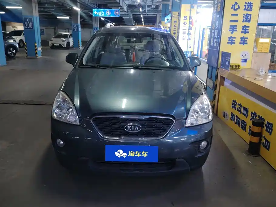 Kia Carens — миниатюра 2