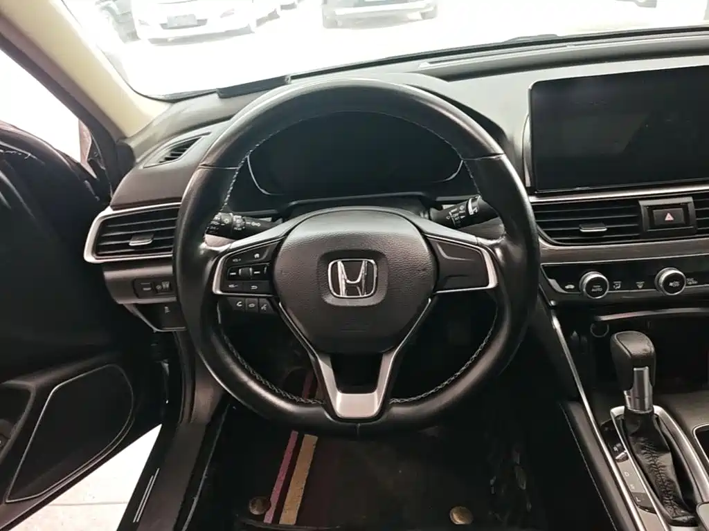 Honda Accord — миниатюра 15