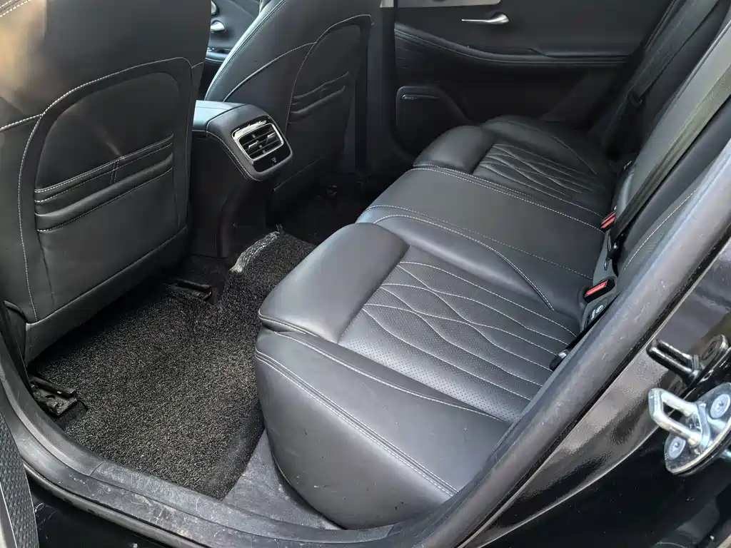 Chery Arrizo 8 — миниатюра 10