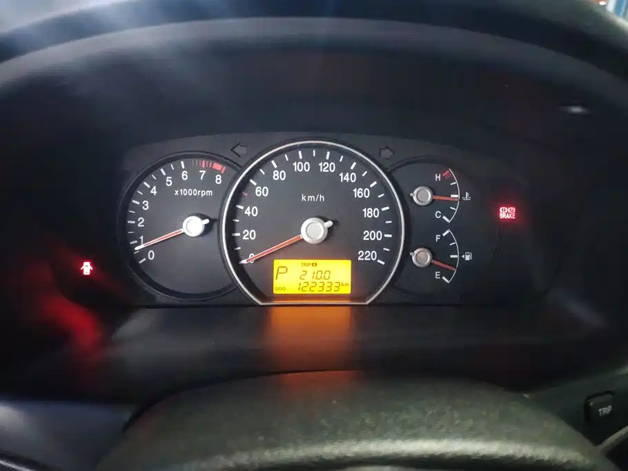Kia Carens — миниатюра 14
