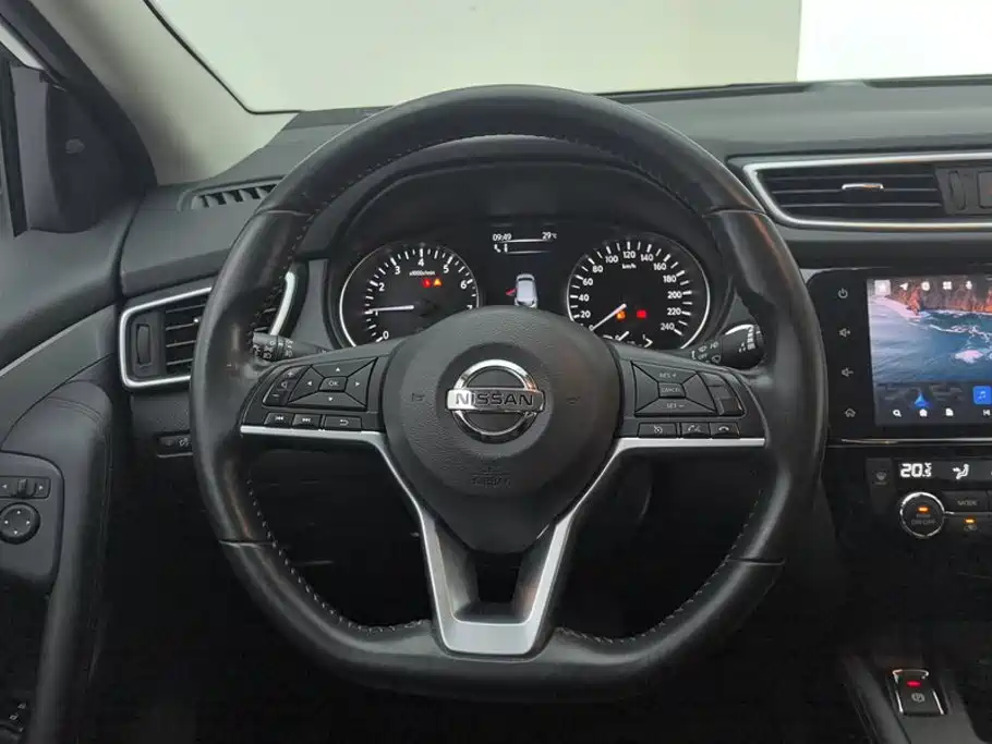 Nissan Qashqai — миниатюра 15