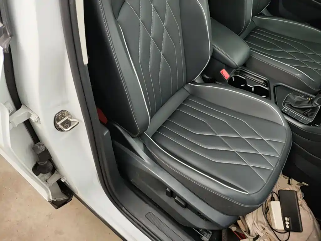 Volkswagen Tiguan L — миниатюра 25