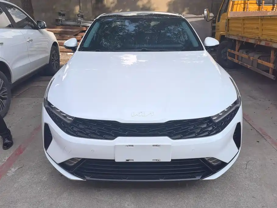 Kia K5 — миниатюра 2