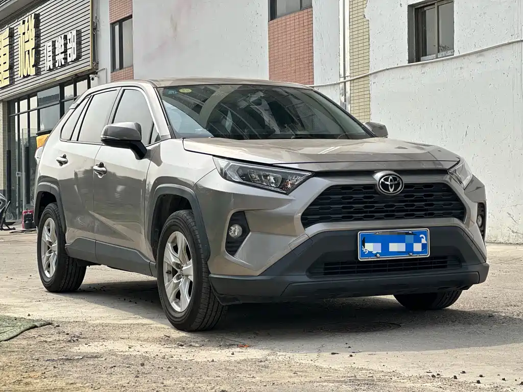 TOYOTA RAV4 RONGFANG