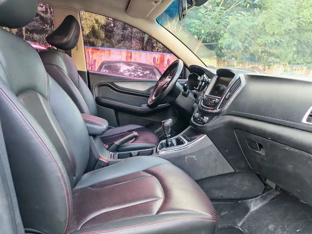 Baojun 560 — миниатюра 12