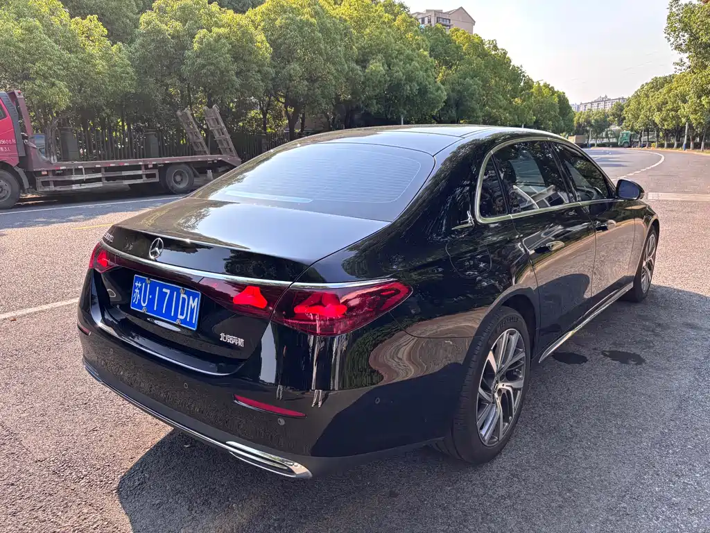 Mercedes-Benz E-Class E 2024 E 300 L Fashion