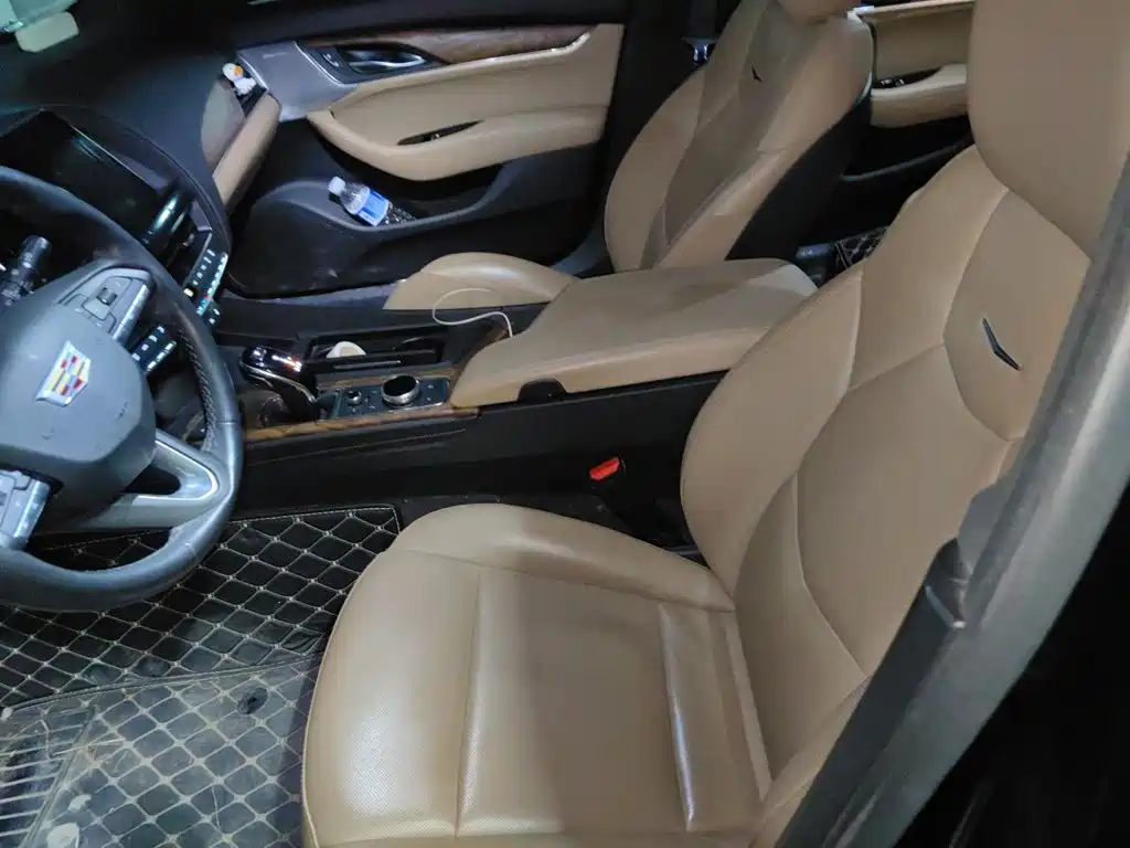 Cadillac CT5 — миниатюра 11