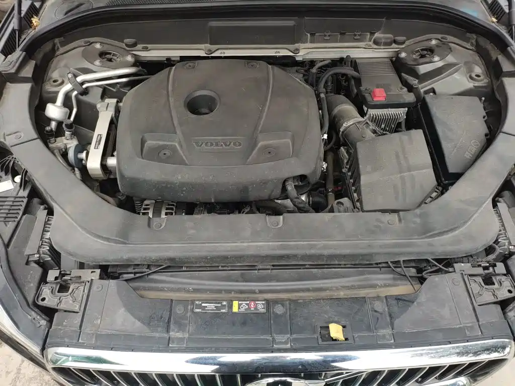 Volvo XC60 — миниатюра 11