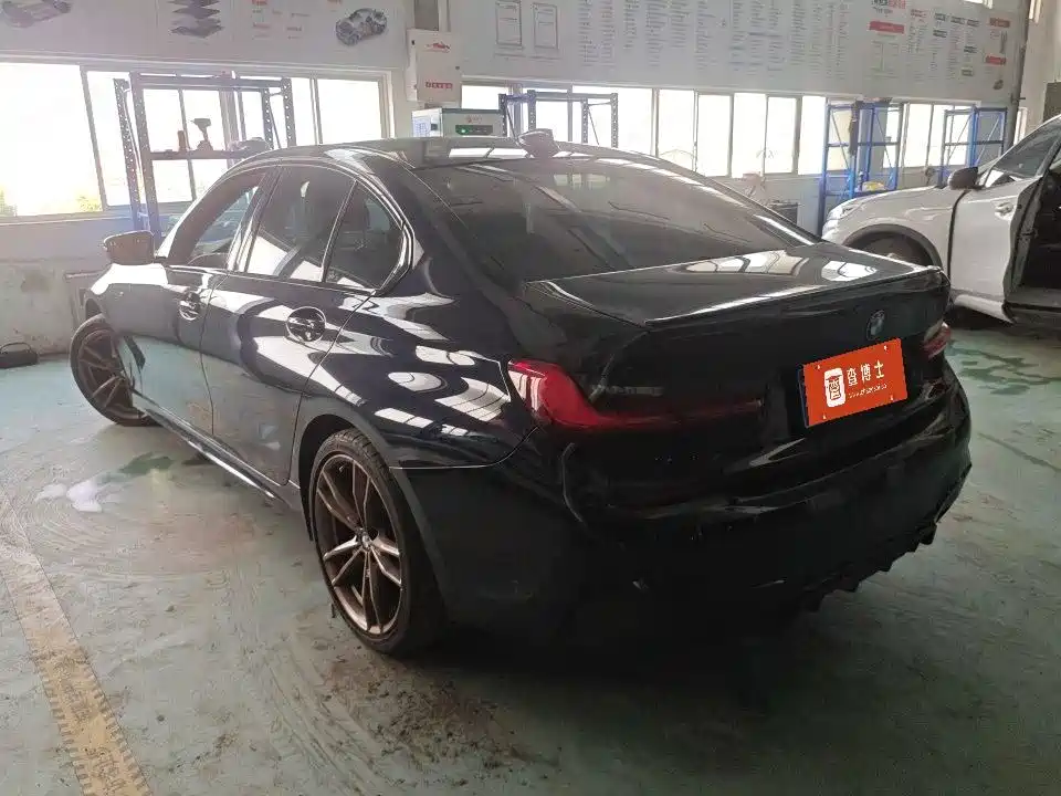 BMW 3 Series — миниатюра 7