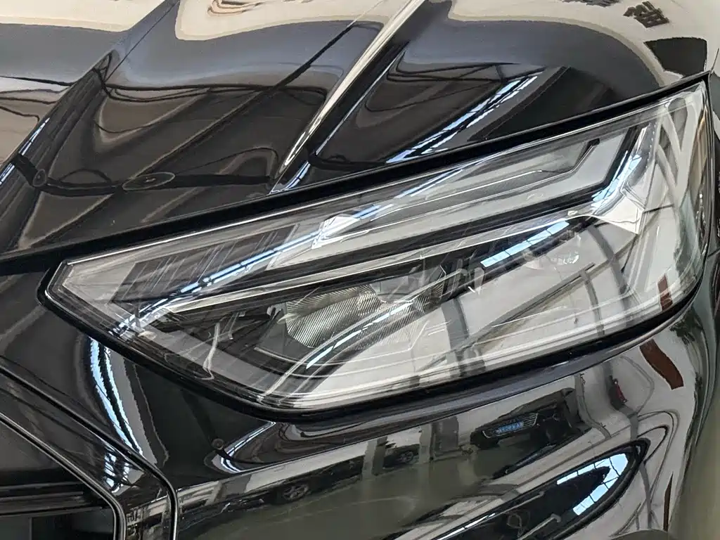 Audi Q5L — миниатюра 10