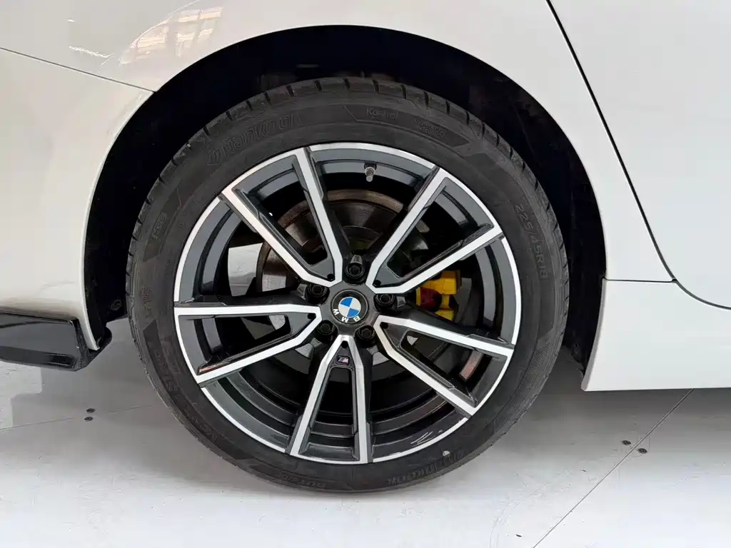 BMW 3 Series — миниатюра 8