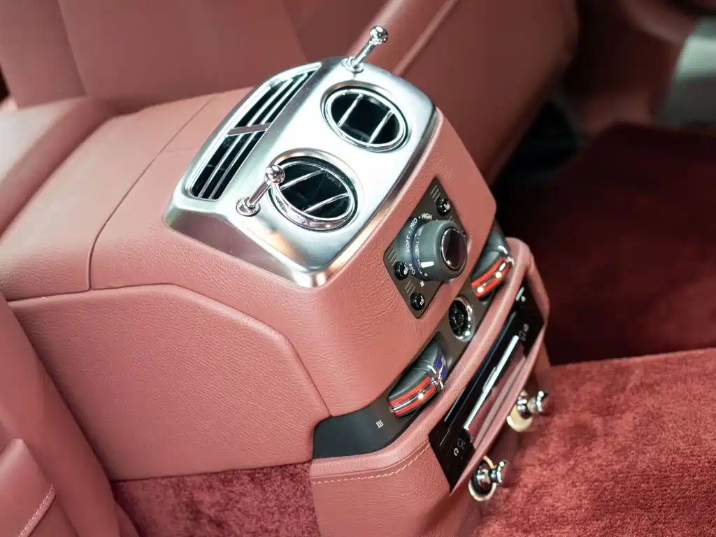 Rolls-Royce Ghost — миниатюра 15
