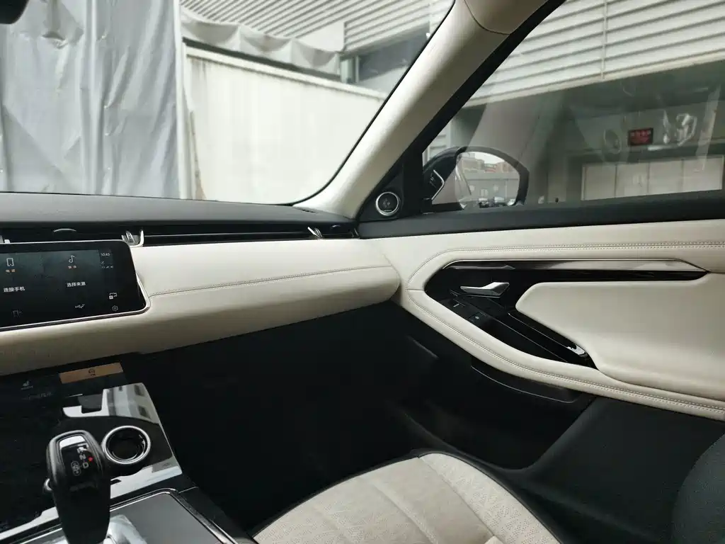 Land Rover Evoque — миниатюра 12