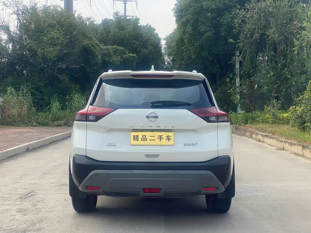 Nissan X-Trail — миниатюра 8