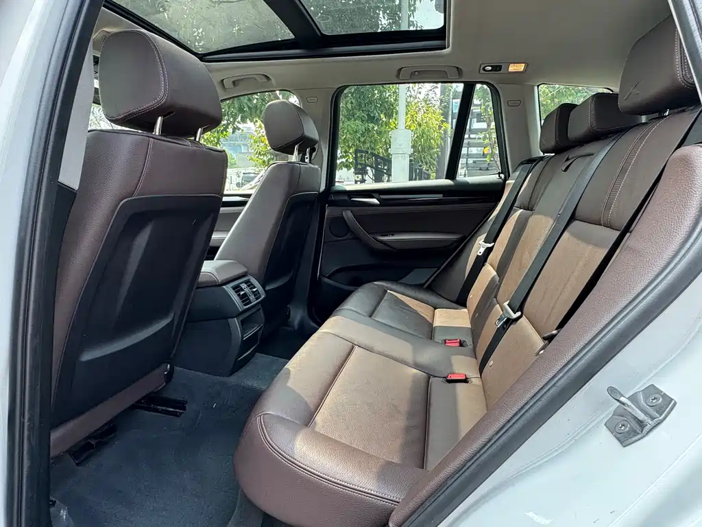 BMW X3 (Import) — миниатюра 10