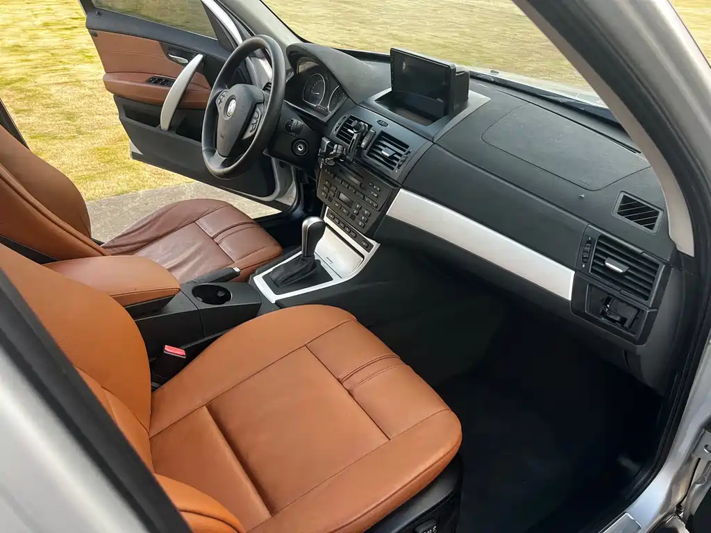 BMW X3 (Import) — миниатюра 24