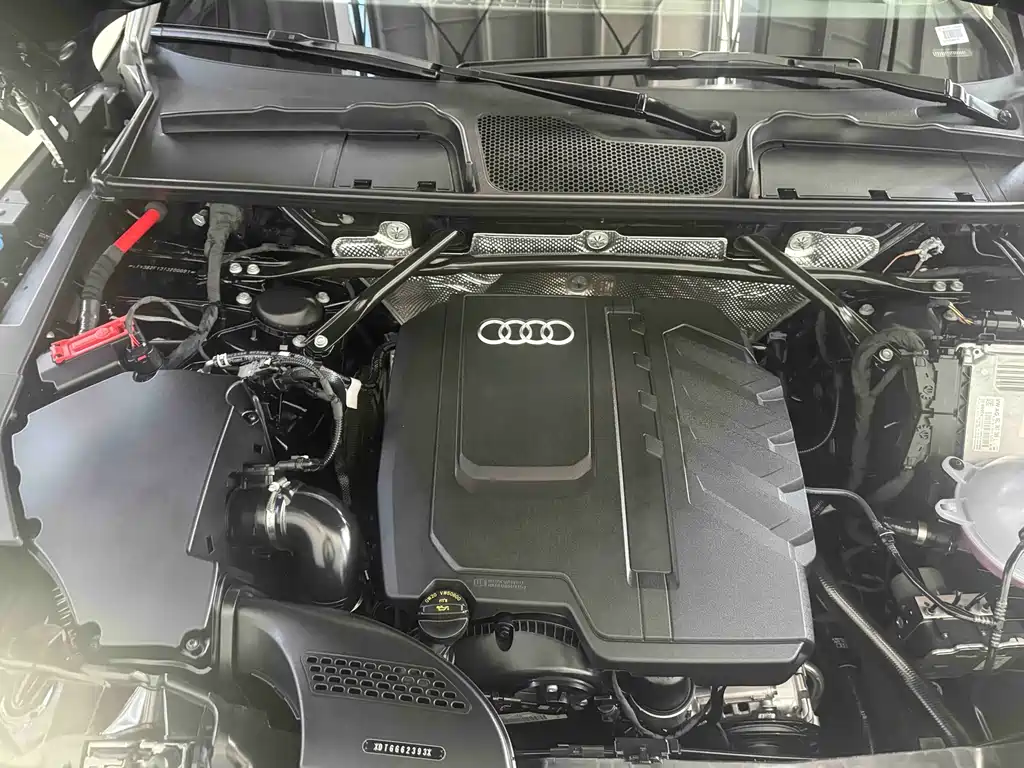 Audi Q5L — миниатюра 15
