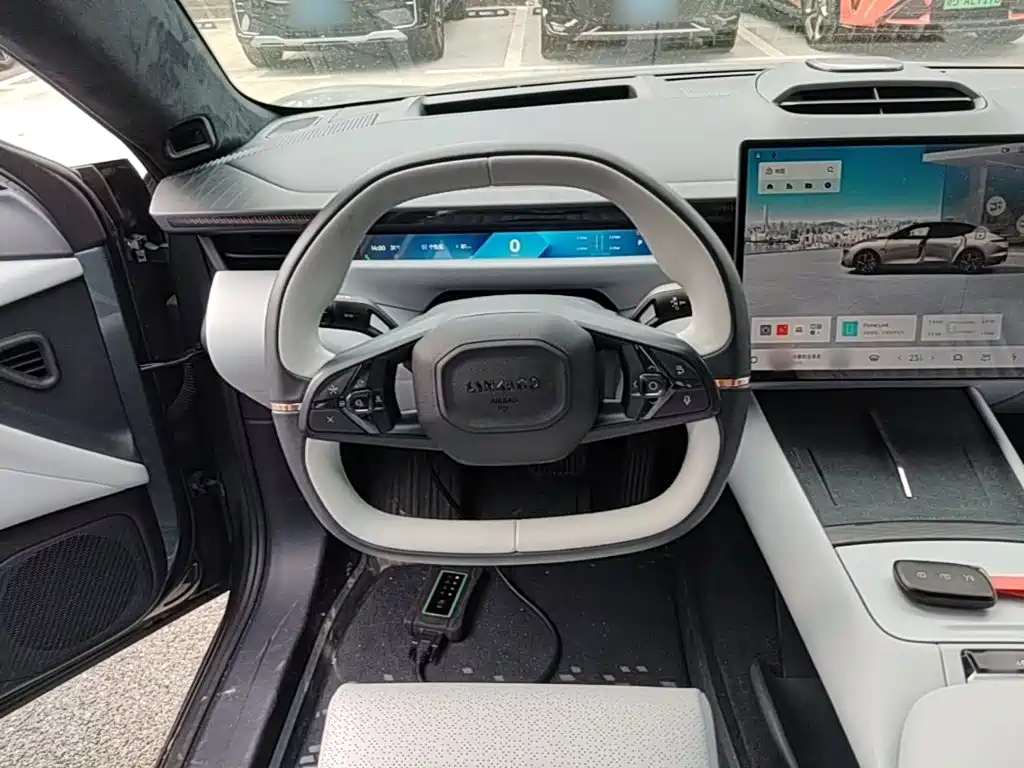 Lynk & Co Z10 — миниатюра 11