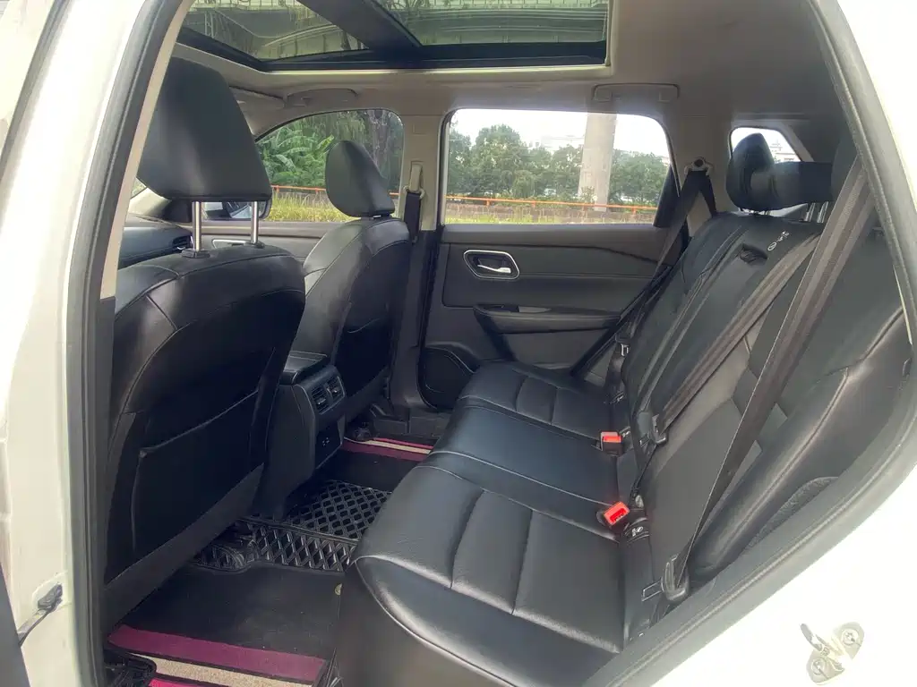 Nissan X-Trail — миниатюра 4