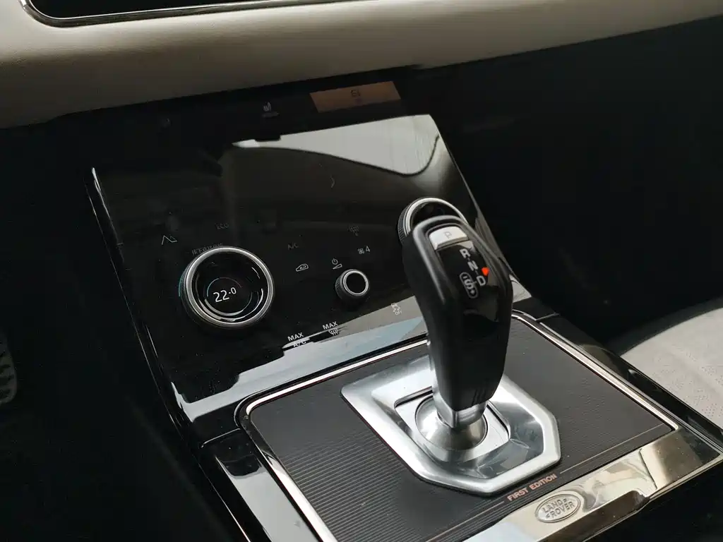 Land Rover Evoque — миниатюра 14