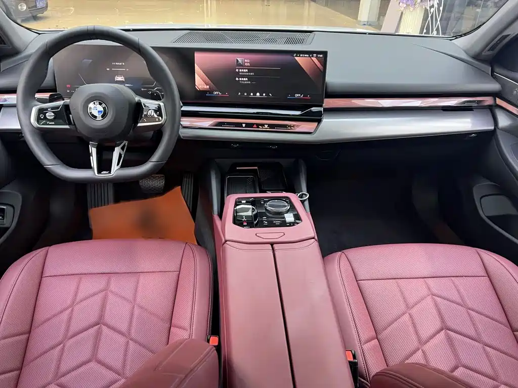 BMW 5 Series — миниатюра 16
