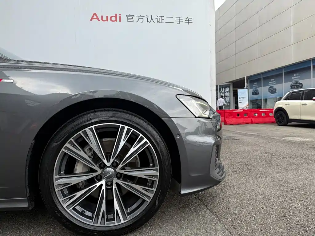 Audi A6L — миниатюра 17
