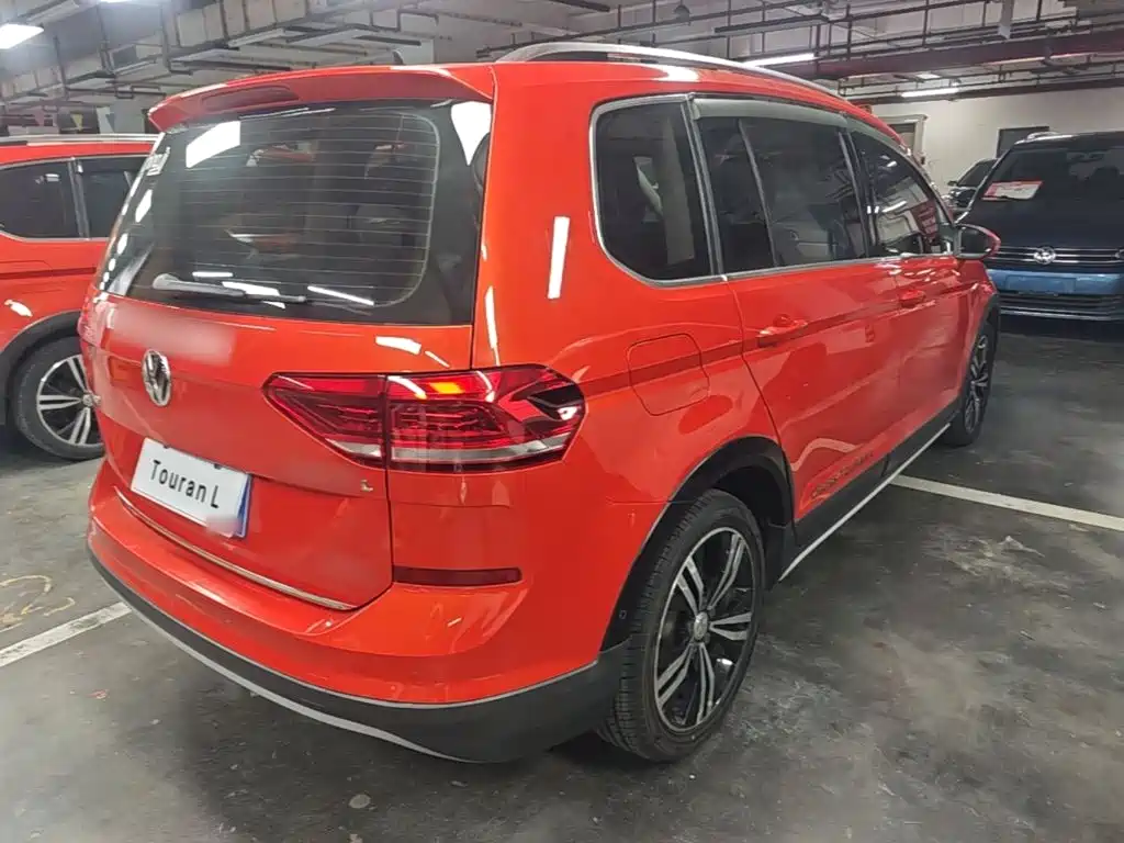 Volkswagen Touran — миниатюра 5